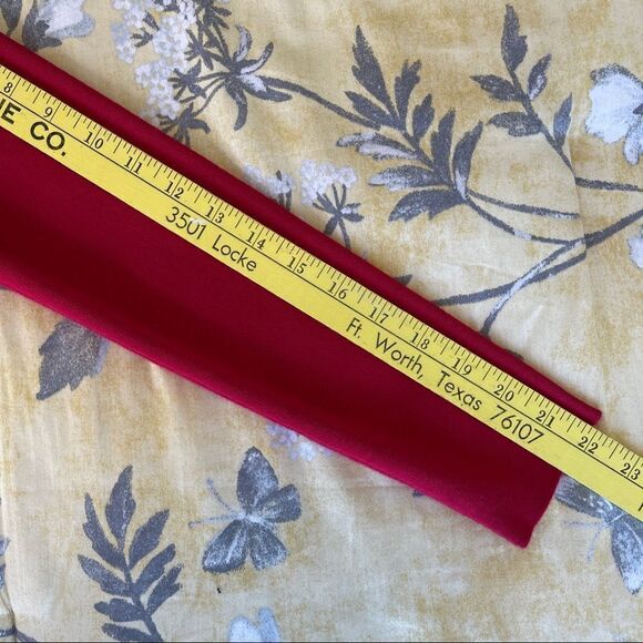 Chico's LIghtweight V-Neck Long Sleeve Sweater Red - Size 8 - Picture 3 of 6